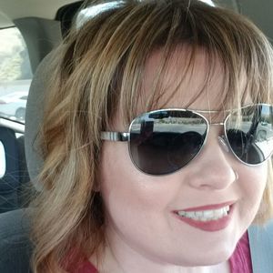 Meet your Posher, Kristin